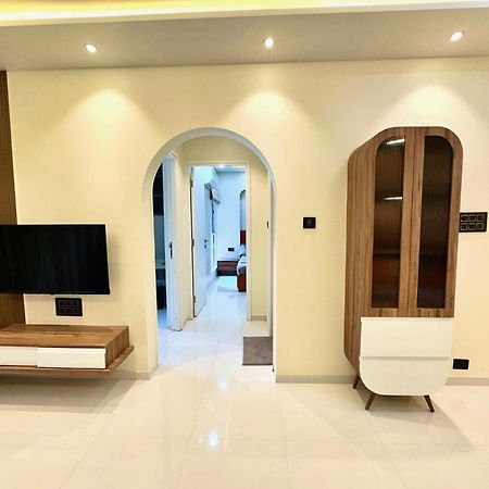 Peacock Palace 2Bhk Modern Ac Flat In Baner Pune Ngoại thất bức ảnh
